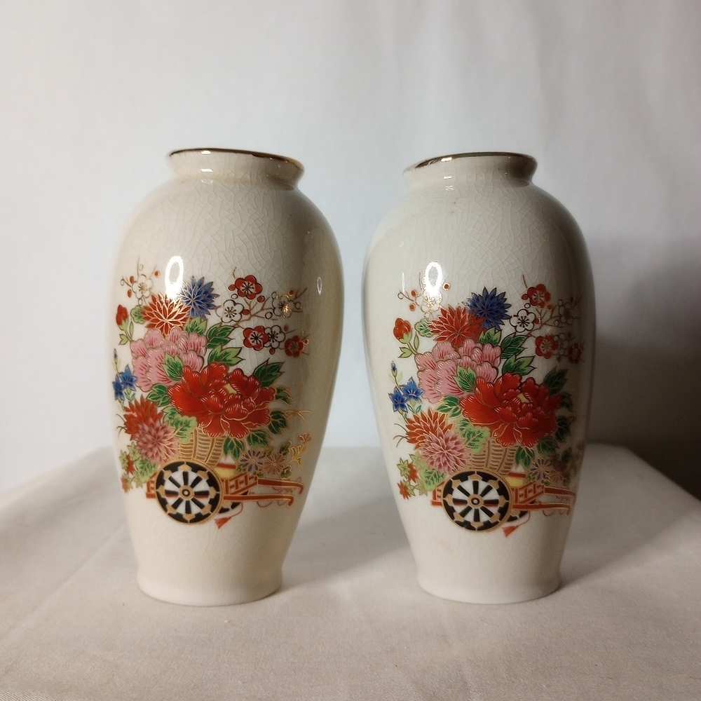 Price products Asian style vases